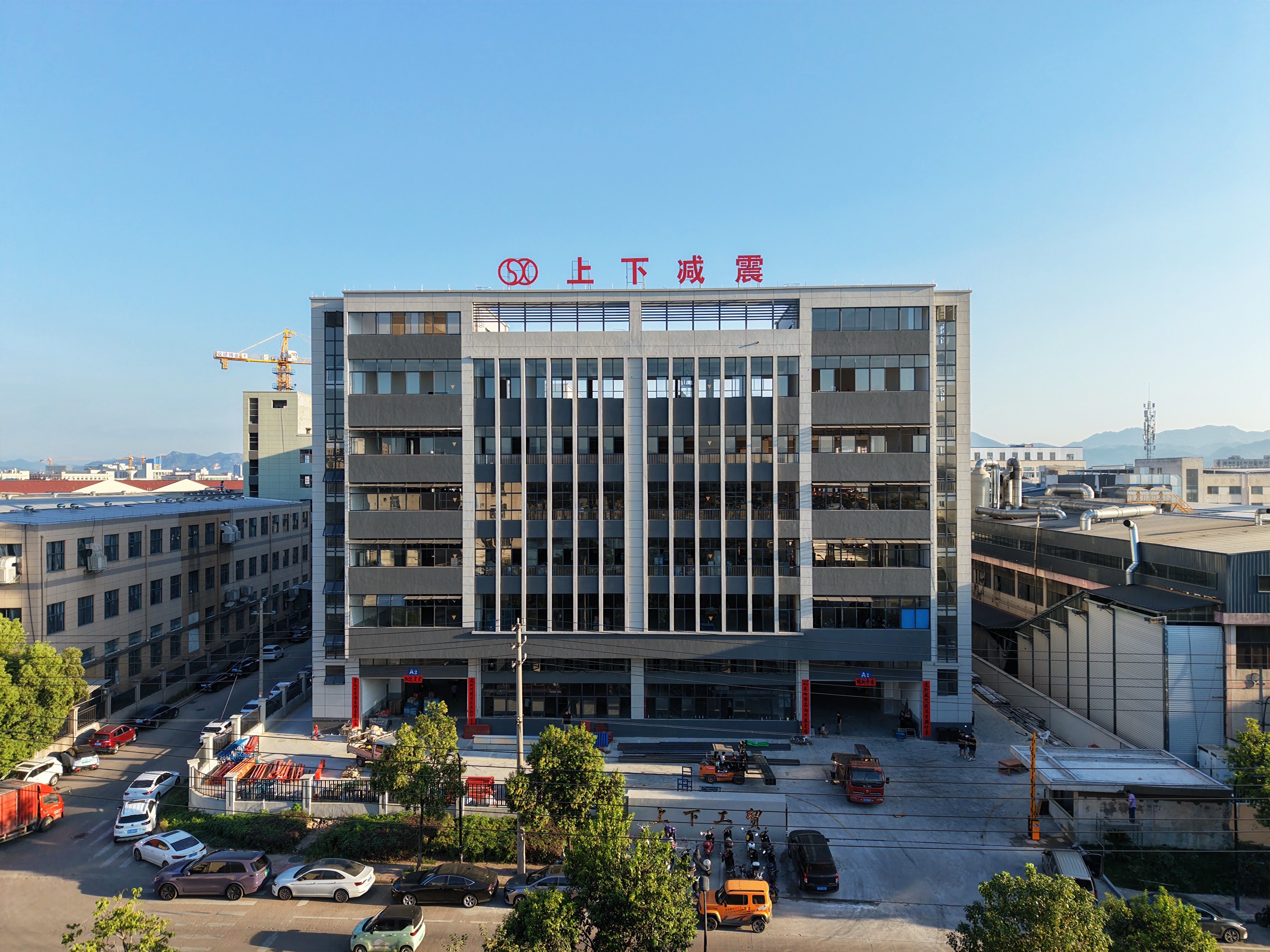 ຍີ່ຫໍ້ຈີນຈະກ້າວກະໂດດອີກອັນໜຶ່ງພາຍໃຕ້ນະໂຍບາຍບໍ່ມີວີຊາບໍ? ບໍລິສັດຂອງພວກເຮົາເອົາຜະລິດຕະພັນຫຼັກໄປສູ່ Motospring 2026 ເພື່ອຍຶດເອົາຕະຫຼາດເອີຣົບຕາເວັນອອກ